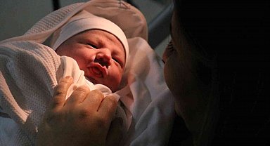 Sivas'ta yılın ilk bebeği dünyaya geldi