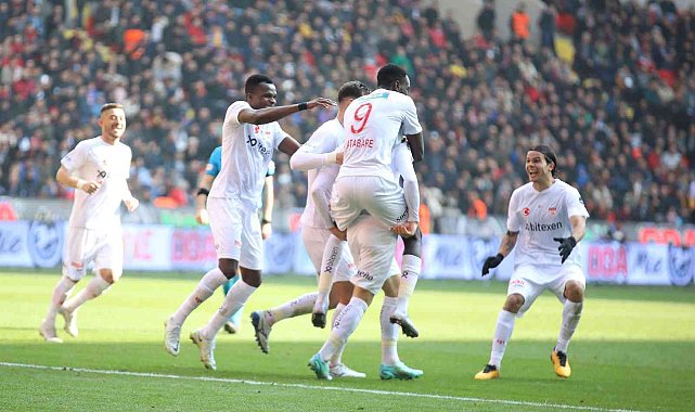 Sivasspor 3 hafta sonra galibiyeti hatırladı