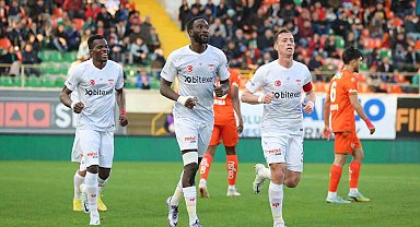 Sivasspor'da Mustapha Yatabare gollerini sürdürüyor