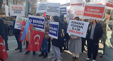 Sivil toplum kuruluşlarından İsveç Büyükelçiliği önünde protesto