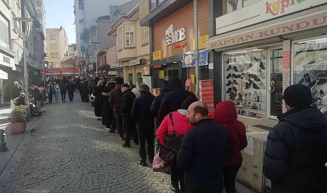 Soğuk havalar helva sevgisini engellemedi