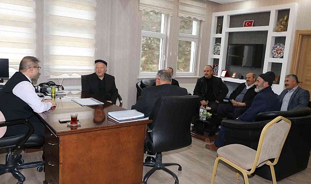 Sorgun Jandarmadan 7 köy muhtarına plaket