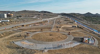 Sosyal yaşama bilimsel dokunuş: Üniversite kampüsüne 40 bin metrekarelik 'millet bahçesi'