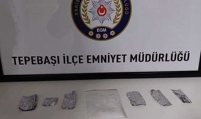 Şüphelenilerek durdurulan şahsın üzerinden uyuşturucu madde çıktı