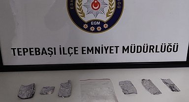 Şüphelenilerek durdurulan şahsın üzerinden uyuşturucu madde çıktı
