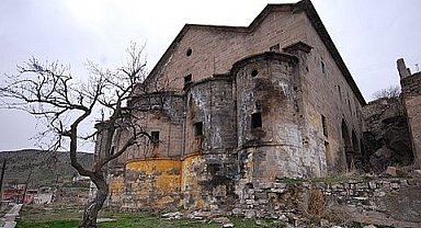 Tarihi kilise turizme kazandırılıyor