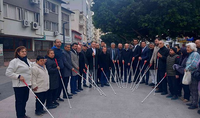 Tarsus'ta farkındalık için ''Beyaz Baston'' ile yürüdüler