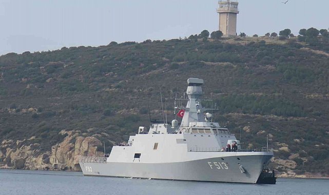 TCG BURGAZADA Gemisi İzmir Foça'da törenle karşılandı