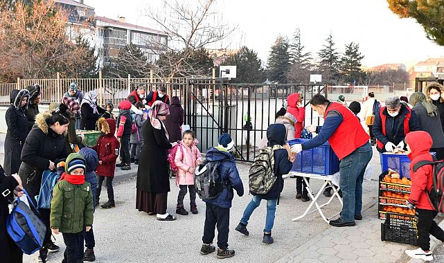 Tepebaşı'nın beslenme desteği 23 okulda 9 bin 90 öğrenciye ulaştı