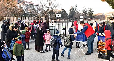 Tepebaşı'nın beslenme desteği 23 okulda 9 bin 90 öğrenciye ulaştı