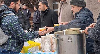 TÜGVA'dan final haftasında öğrencilere çorba ikramı