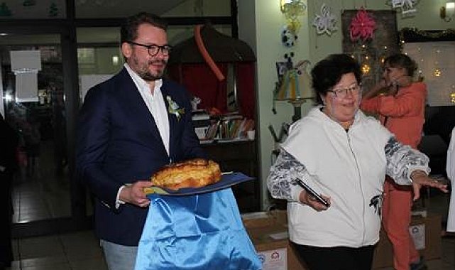 Türkiye'deki Ukraynalı mülteci çocuklara malzeme desteği
