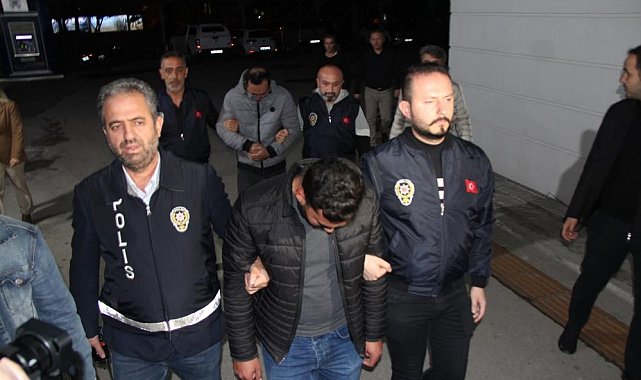 Üniversiteli kızlara içi su dolu balon atan şahıslar hakim karşısında