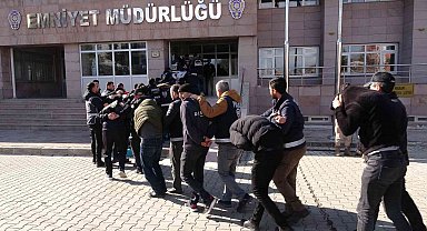 Uyuşturucu operasyonunda 20 tutuklama