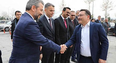 Vali Çiçek'ten SGK'ya ziyaret