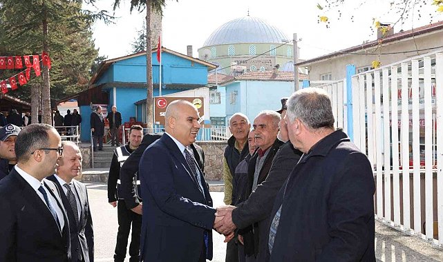 Vali Koç, köy ve kasabalarda vatandaşlarla buluşuyor