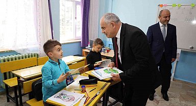 Yahyalı Belediyesi Sıfır Atık Konusunda Çocukları Bilinçlendiriyor