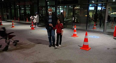 Yozgat'ta 9 öğrenci yediği tavuk dönerden zehirlendi