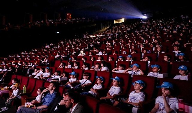 Bakanlıktan sinema salonlarına 14,2 milyon lira destek