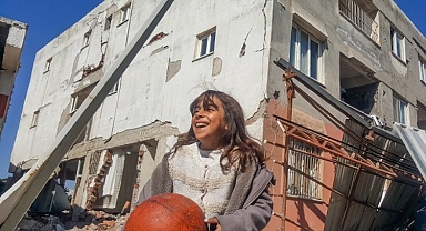 ‘Çocuklar gülsün’ diye Bursa Büyükşehir sahada