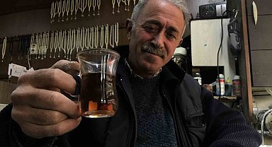 30 yıldır lületaşı tozunu çayıyla ve suyuyla karıştırıp içiyor