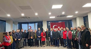 6 Şubat Mersin STK'lar Birliği depremzedelerin yanında