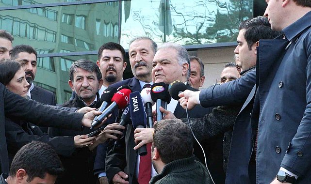 Ahmet Özal, cumhurbaşkanlığı adaylık başvurusunu yaptı