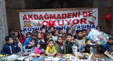 Akdağmadeni'nde öğrencilere Kütüphane Haftası etkinliği düzenlendi