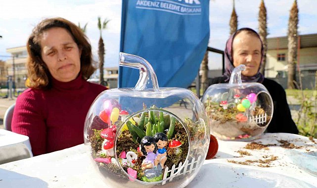 Akdeniz'de depremzede vatandaşlar için teraryum atölyesi düzenlendi