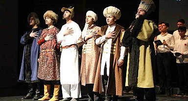 Akif Sivas'ta anıldı