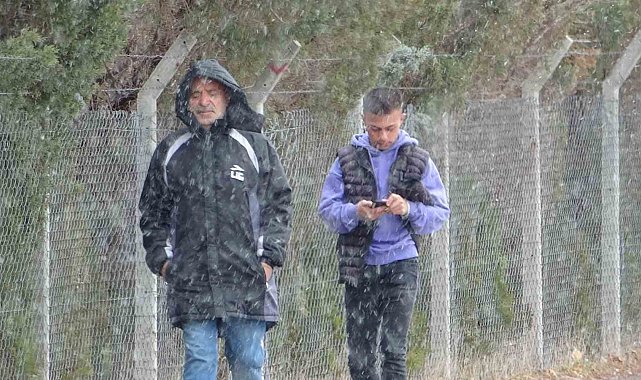 Aksaray'da rüzgar ve kar yağışı etkili oluyor