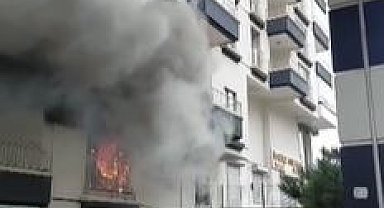 Alkolün etkisiyle yaktığı ev küle döndü