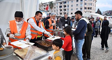 Altındağ Belediyesinden Osmaniye'de depremzedelere iftar