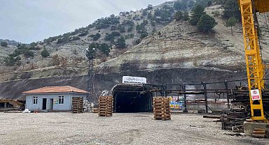 Ankaralı madenciler 9 günde 64 kişiyi yaralı olarak kurtardı