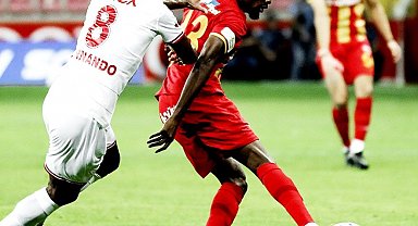 Antalyaspor ile Kayserispor 30. randevuda