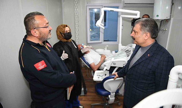 Bakan Koca: "Hatay'da konteyner hastaneyi Bakanlık olarak 6 Mart'ta devralarak hizmete başladık"