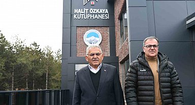 Başkan Büyükkılıç, Büyükşehir'in 10'uncu kütüphanesini inceledi
