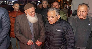 Başkan Büyükkılıç, Ramazan'ın bereketini vatandaşla yaşıyor