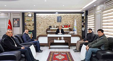 Başkan Öztürk EYT'den faydalanan personelleriyle vedalaştı