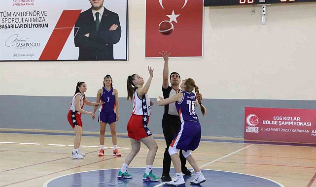 Basketbol U16 Kadınlar Bölge Şampiyonası, Karaman'da başladı