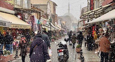 Bu iki fotoğrafın arasında sadece birkaç dakika var