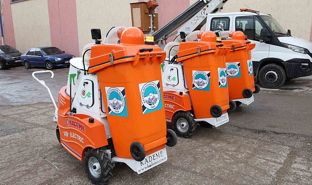 Büyükşehir, parkları yüzde yüz yerli ve elektrikli süpürge makinesi ile süpürecek