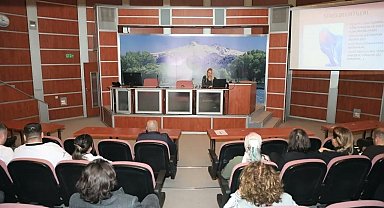 Büyükşehir'den "deprem psikolojisi ve kaygı" konulu eğitim semineri
