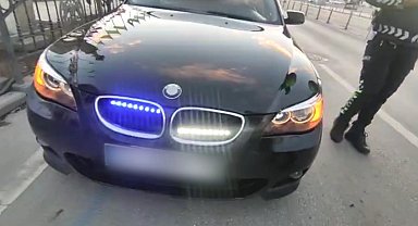 Çakar ve siren sistemi kullanan sürücüye 9 bin 951 lira ceza