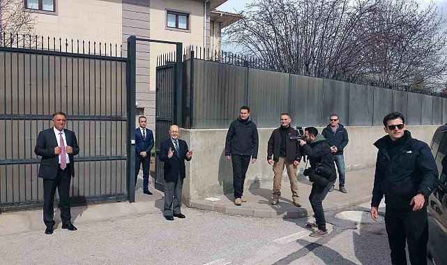 CHP lideri Kılıçdaroğlu'ndan 10. Cumhurbaşkanı Sezer'e ziyaret