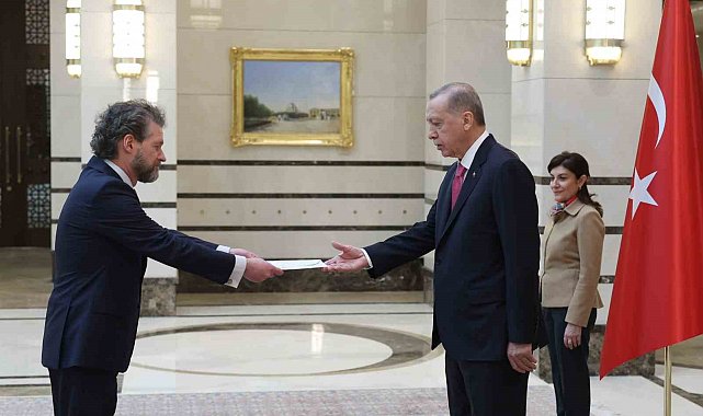 Cumhurbaşkanı Erdoğan, Kuzey Makedonya Büyükelçisi Manasijevski' yi kabul etti