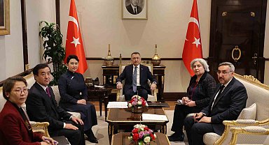 Cumhurbaşkanı Yardımcısı Oktay, Moğolistan Dışişleri Bakanı Batmunkh'u kabul etti