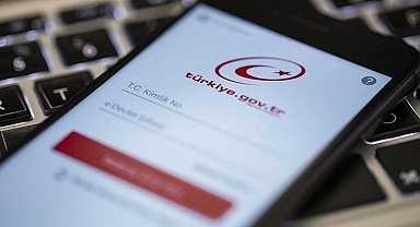 Cumhurbaşkanlığı Dijital Dönüşüm Ofisi'nden iddialara yanıt: EYT başvuruları e-Devlet'ten 7 gün 24 saat yapılabiliyor