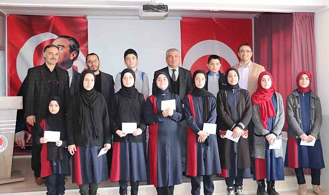 Dereceye giren öğrenciler ödüllendirildi