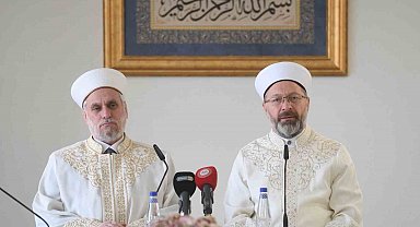 Diyanet İşleri Başkanı Erbaş: "Yurt içinde ve yurt dışındaki çalışmalarımız artacak"
